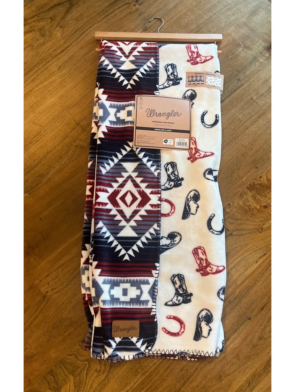 Wrangler Reversible Lush Throw Blanket Aztec Cowboy Boots & Cowboy Hat - New